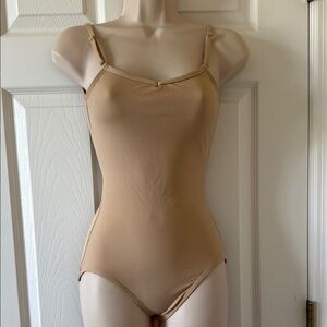 *NWT - CAPEZIO NUDE CAMISOLE LEOTARD WITH ADJUSTABLE STRAPS (sz med)